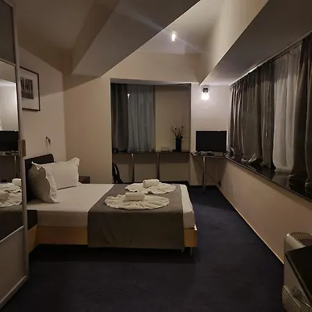 Hotel Mojo 3*