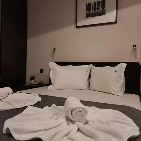 Mojo Hotel