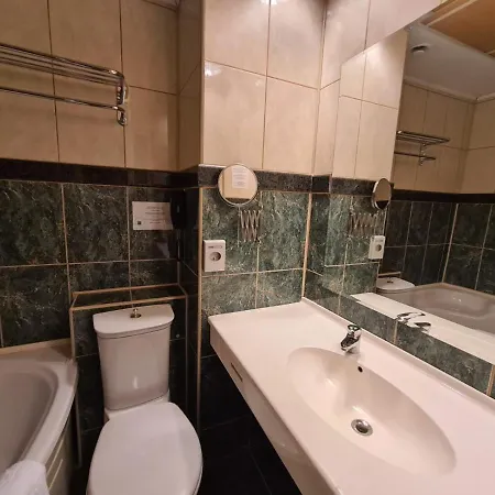 Hotel Mojo 3*