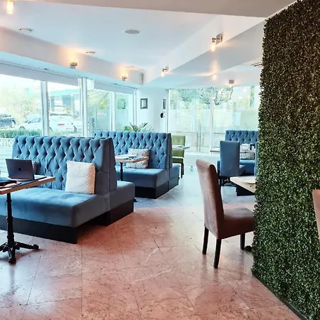 Mojo 3* בוקרשט