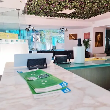Hotel Mojo